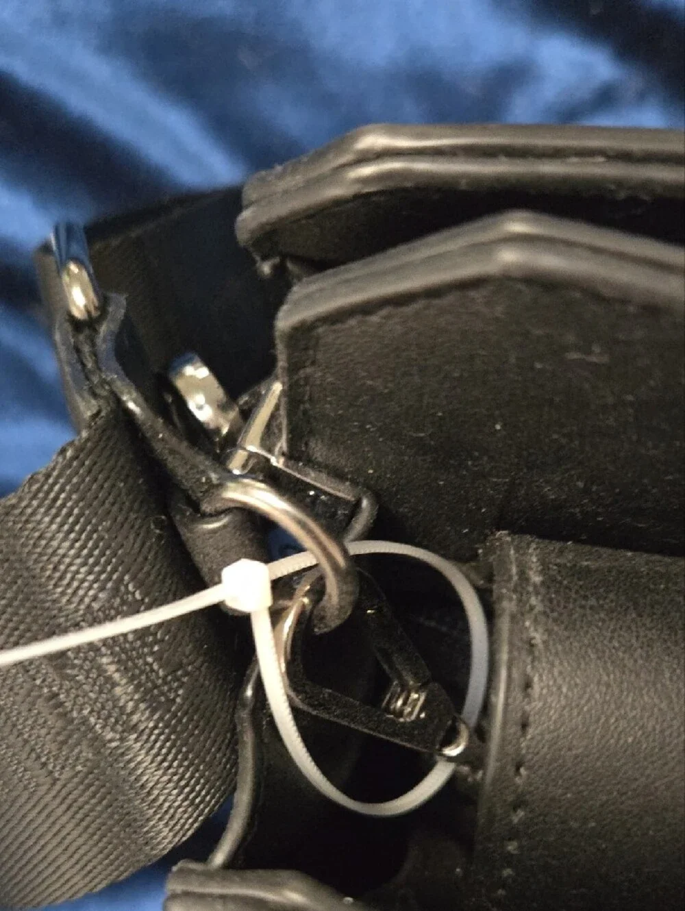 BNWT- Steve Madden Black BAT PURSE with Detachable Crossbody Strap